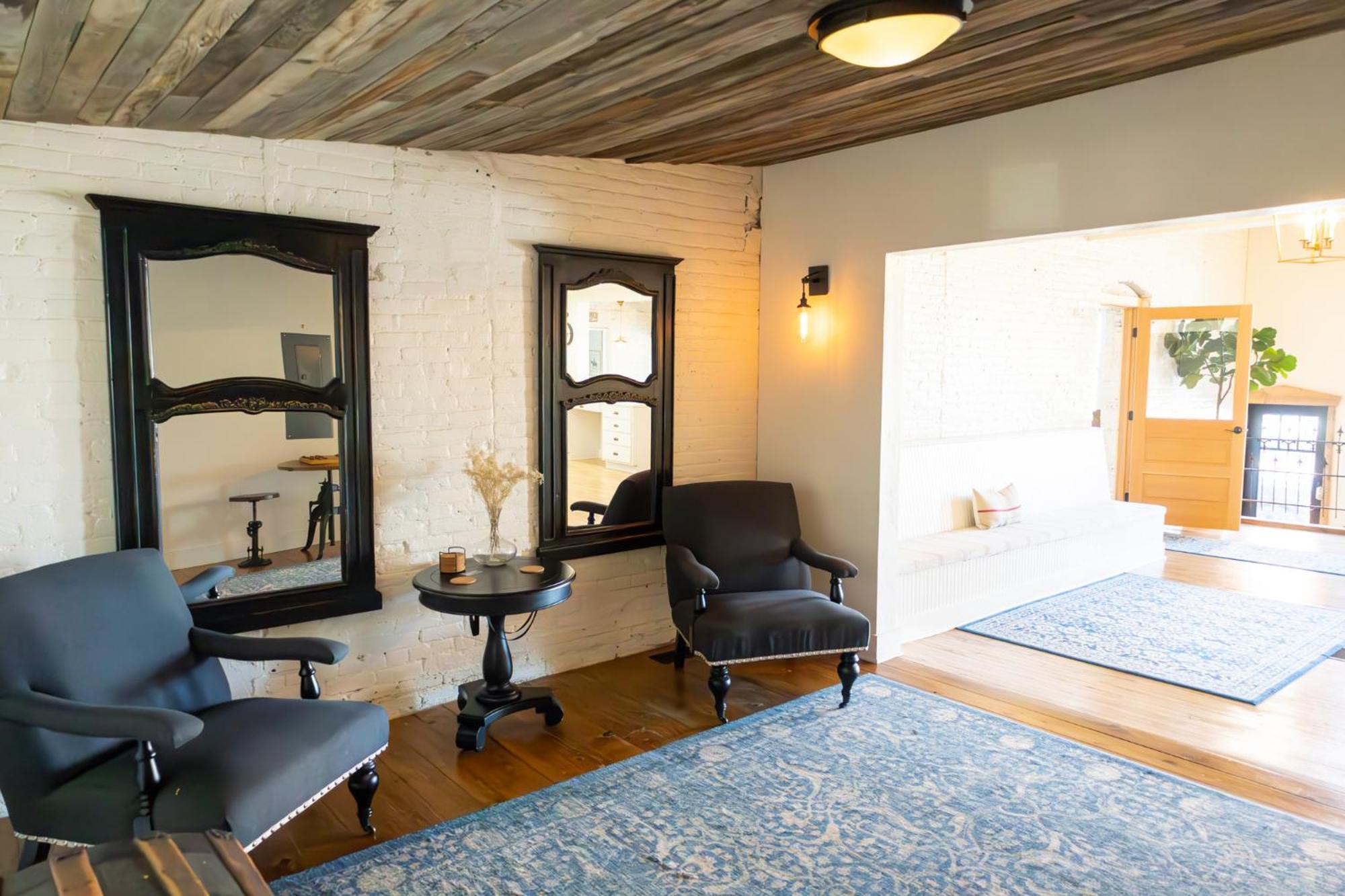 Lander Millhouse Hotel Kültér fotó
